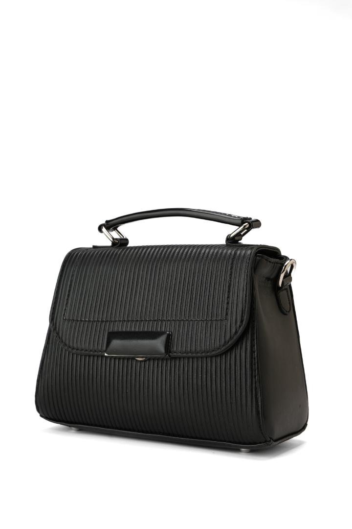 Tevano Emilia Structured Satchel – Textured Black