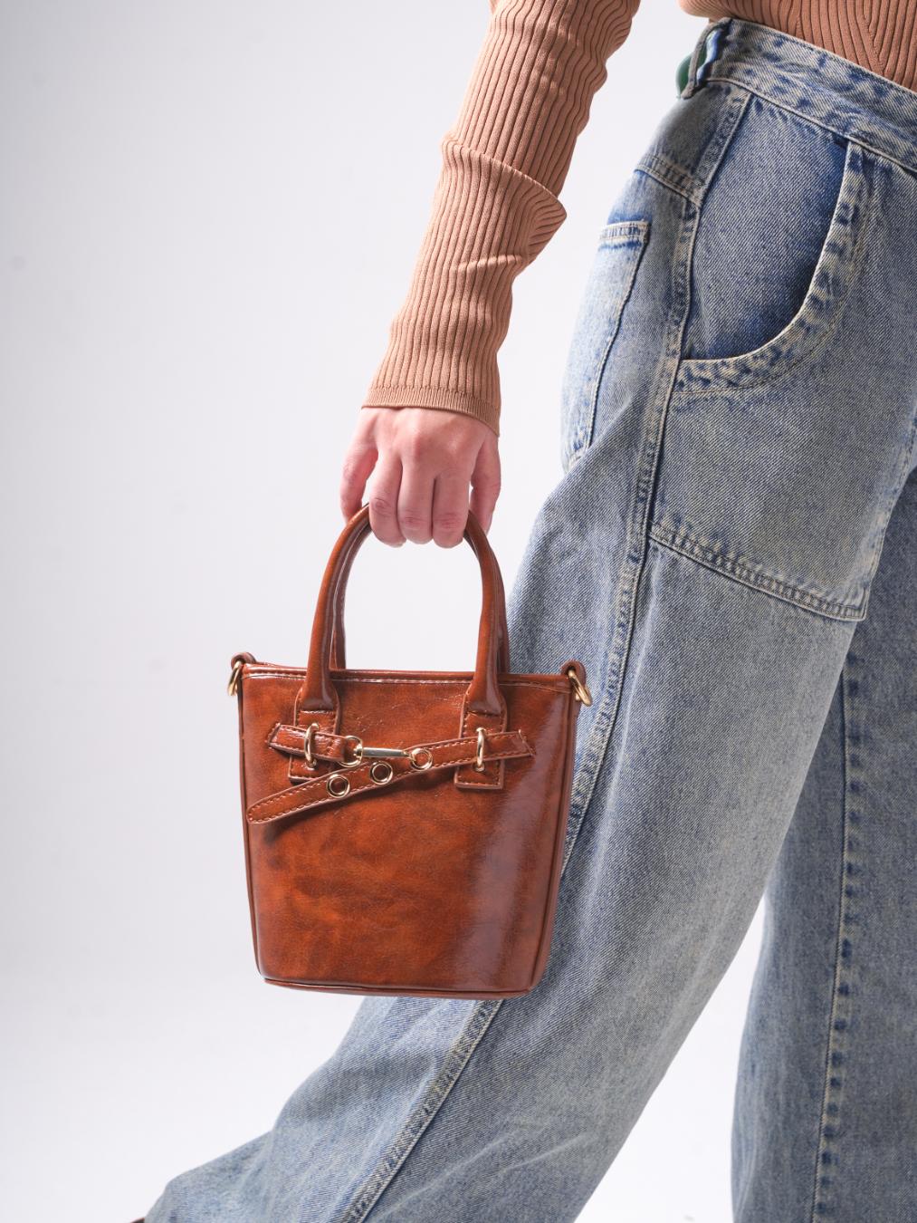 Midnight Shine Tote – Caramel Brown