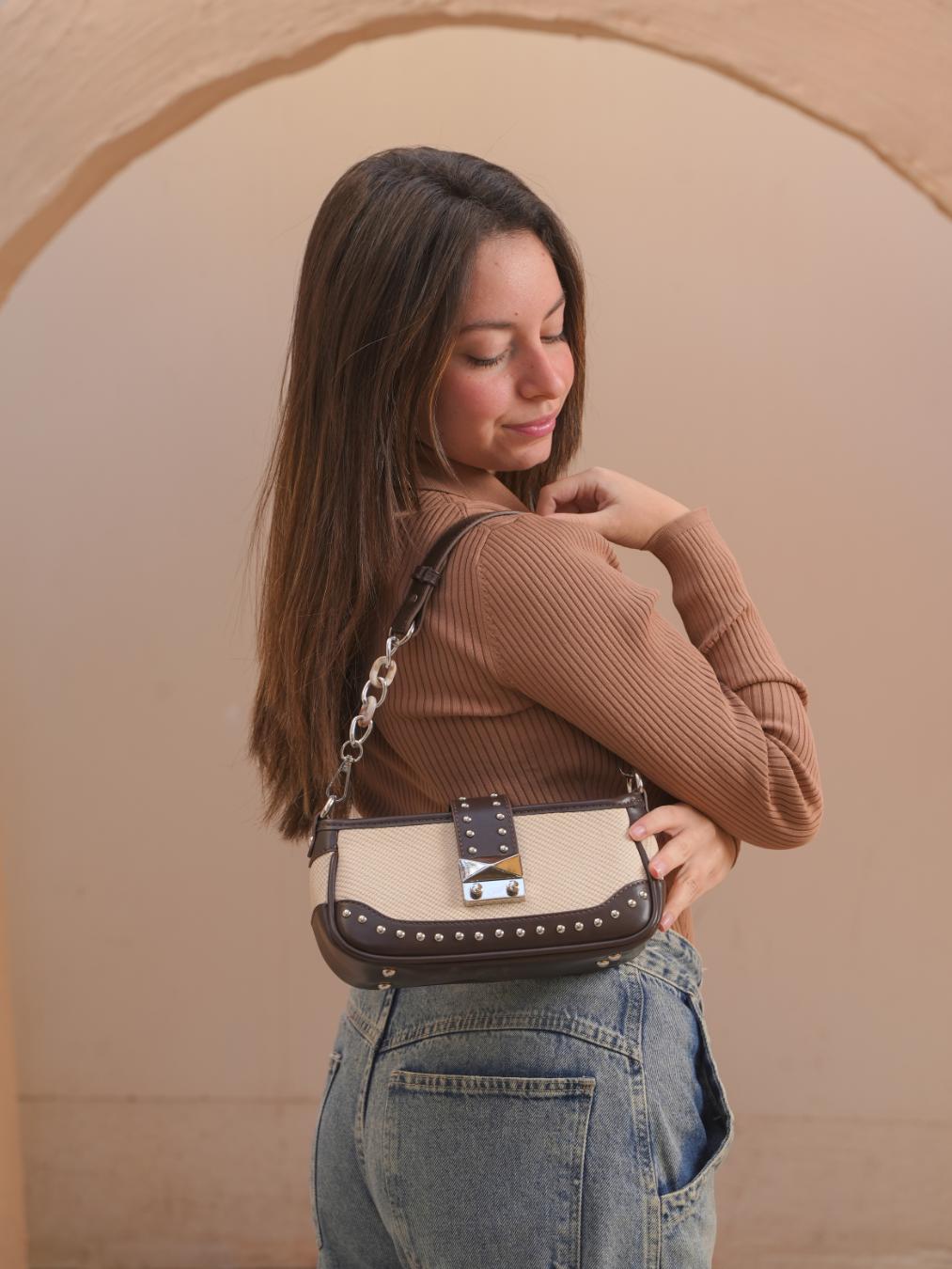 Tevano Mini Chain Shoulder Bag – Elegant & Versatile