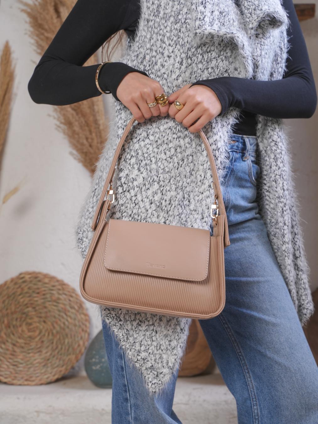 Ribbed Shoulder Bag – Soft Beige