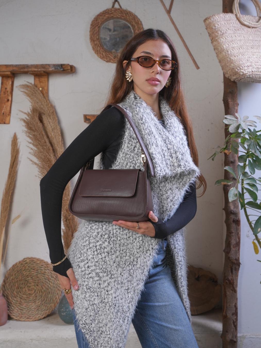 Ribbed Shoulder Bag – Dark Brown