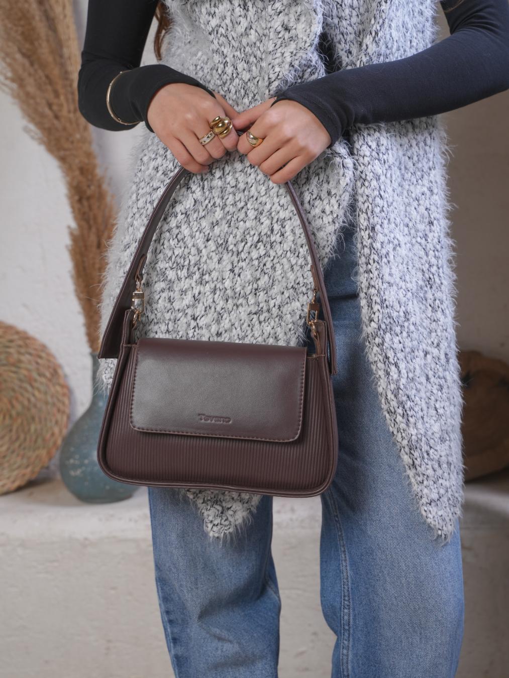 Ribbed Shoulder Bag – Dark Brown